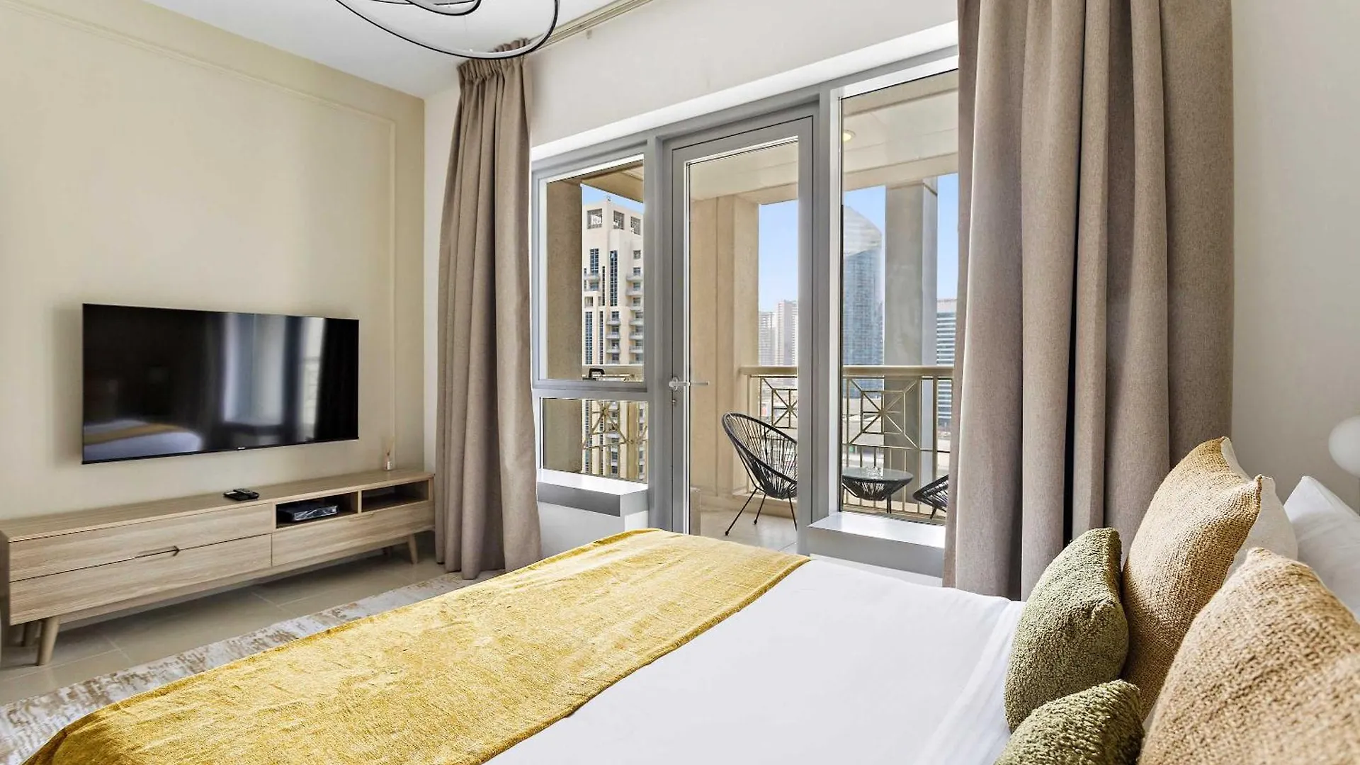 Apartment Silkhaus Beautiful Studio In Downtown Near Burj Khalifa Dubai